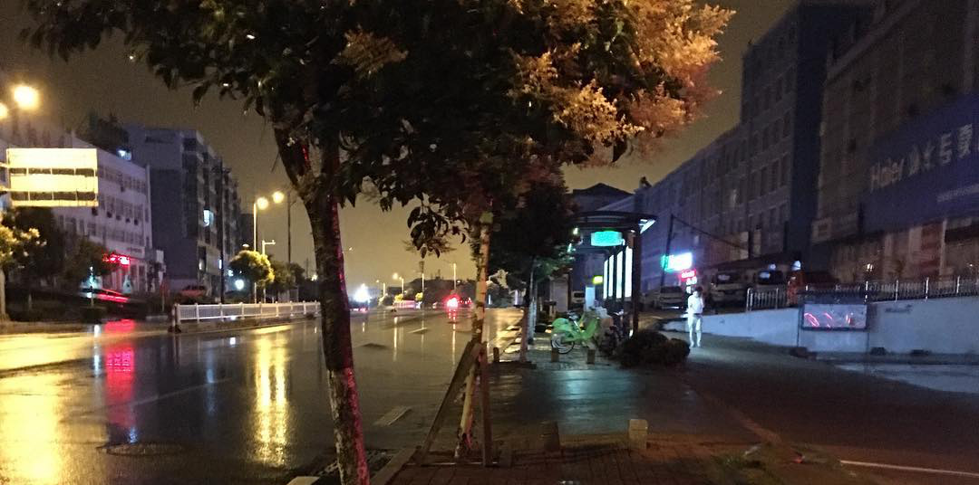 /images/female-poverty/1.jpg /images/female-poverty/1.jpg